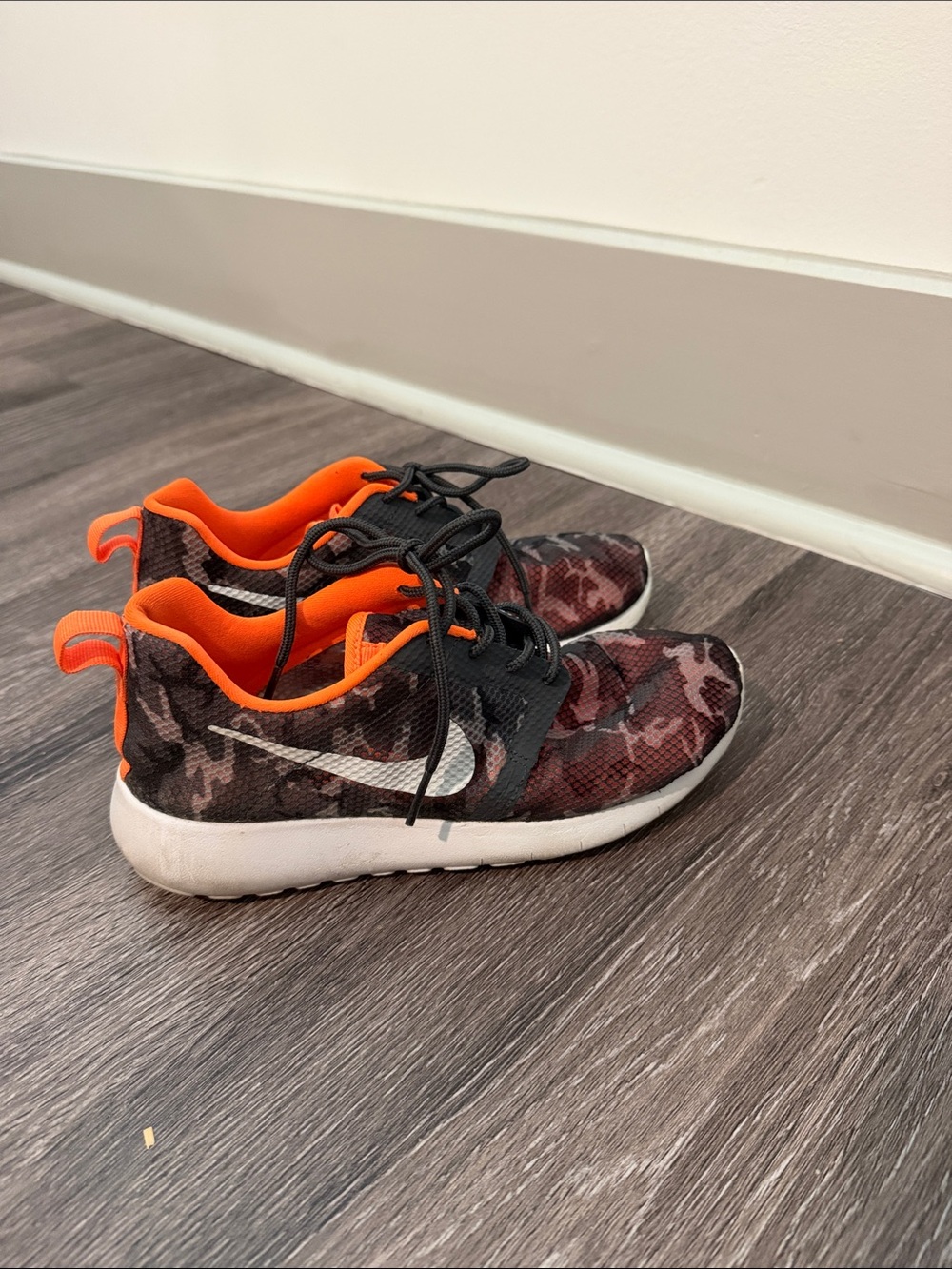 Nike Kids Black & Orange Camo Running Sneakers